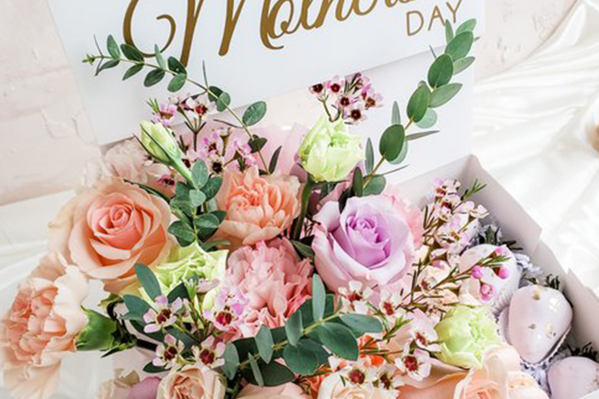 10-Flower-Arrangement-Tips-for-Your-Housewarming-Party
