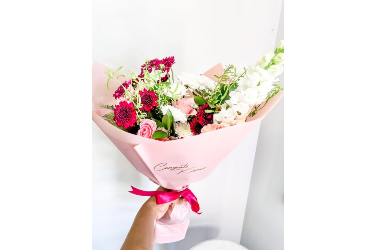 12-Creative-Ways-to-Use-Flower-Delivery-in-Guelph-for-Corporate-Events