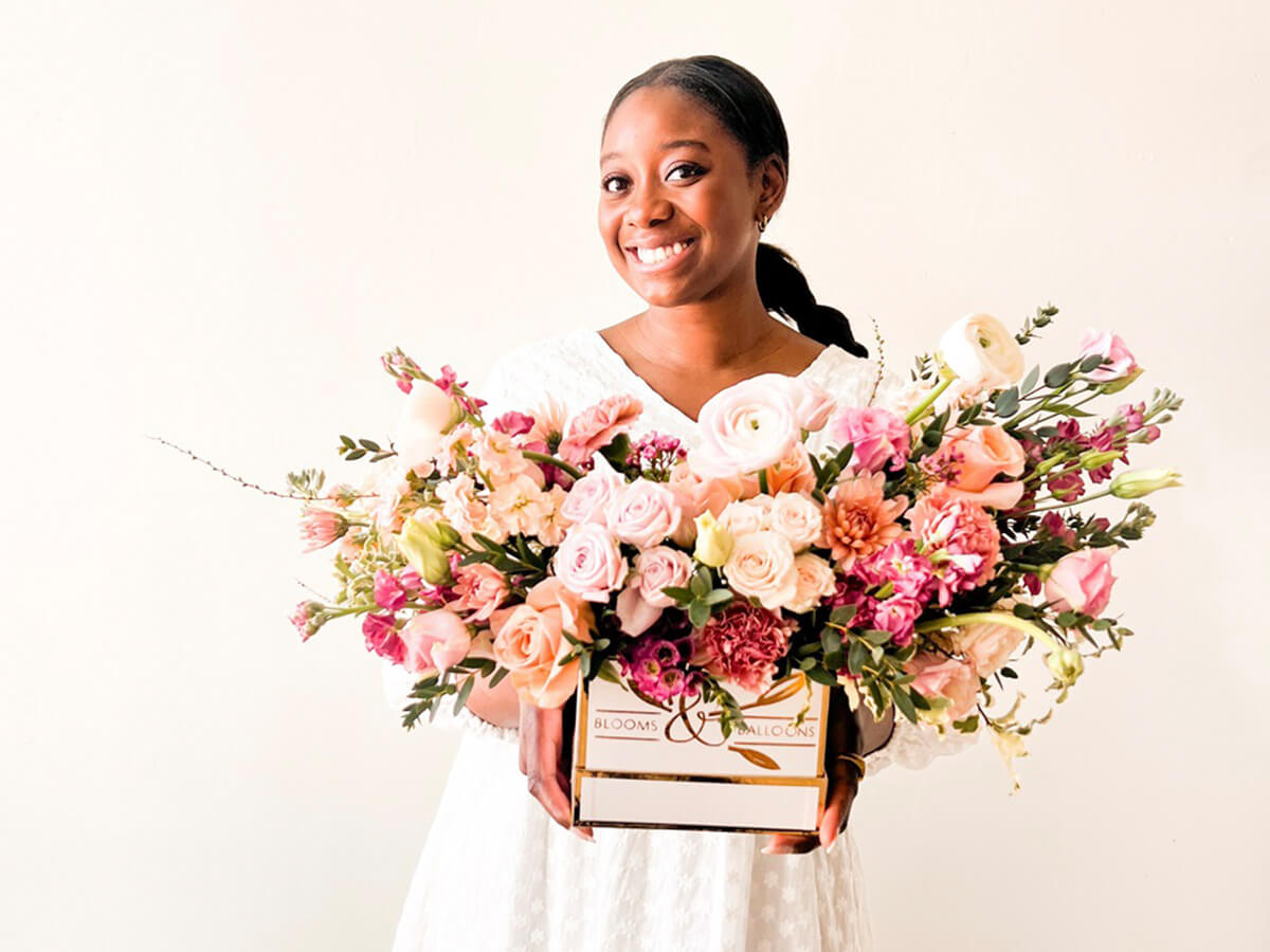 5-Aesthetic-Floral-Arrangement-Ideas-for-Victoria-Day